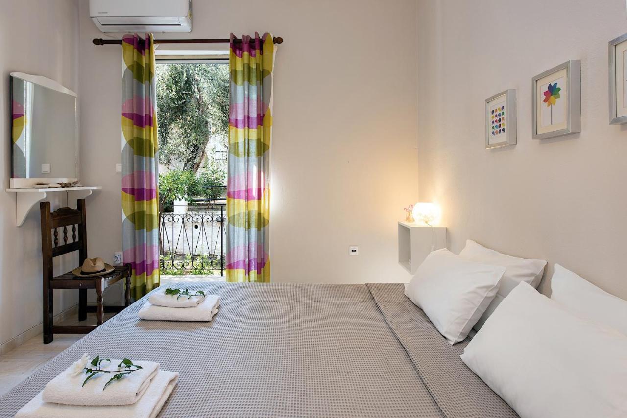 Kokoros Apartments Kato Korakiana Екстериор снимка