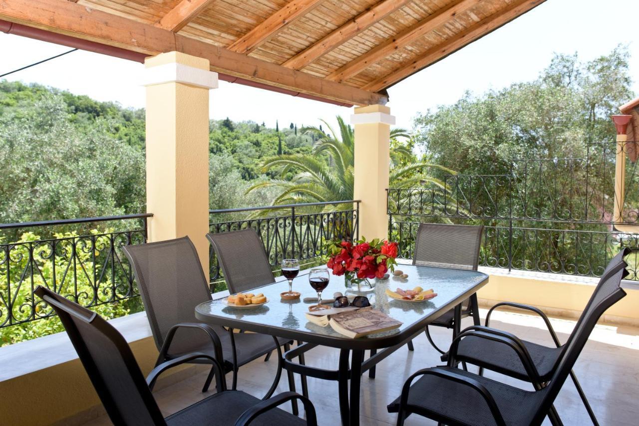 Kokoros Apartments Kato Korakiana Екстериор снимка